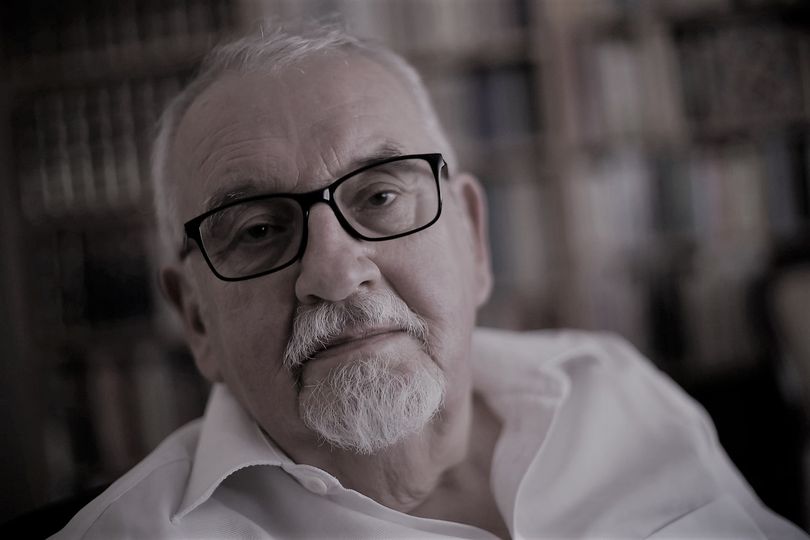 prof. dr hab. Tadeusz Zgółka